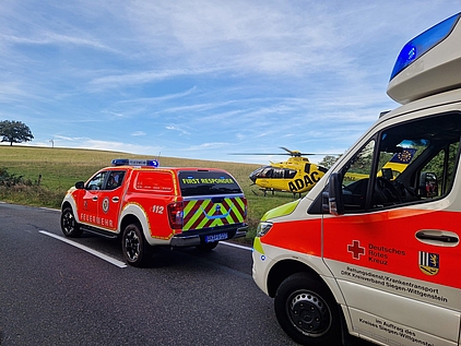 Rettungswagen, Rettungshubschrauber und First Responder Auto